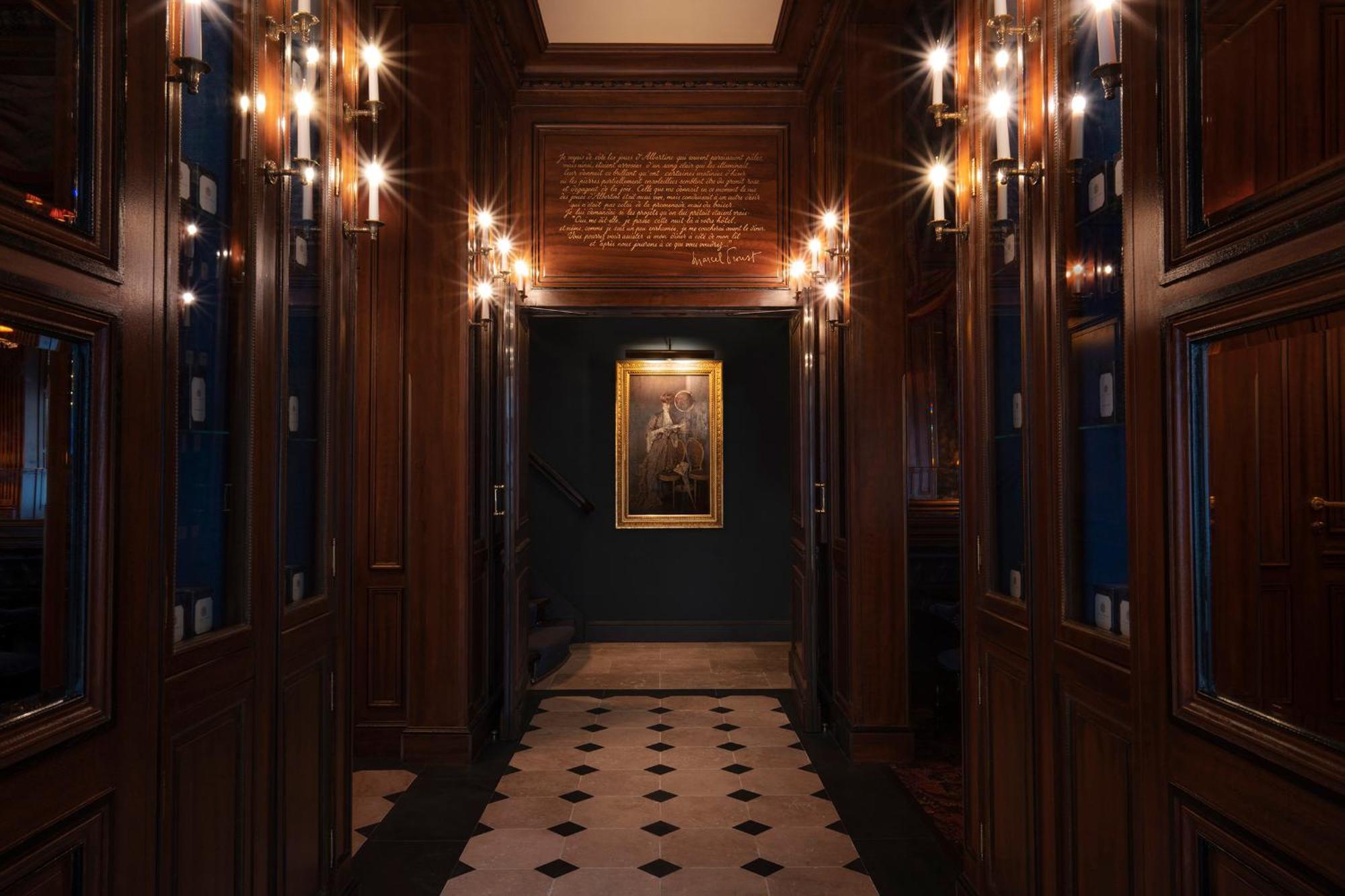 Maison Proust, & La Parigi
